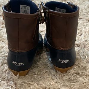 Sperry Shoes - sperry duck boot women’s size 5 Sperry Shoes - sperry duck boot women’s size 5